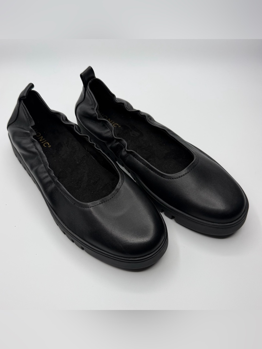 Vionic Black Women's Leather Elastic-Top Ballet Flats size: US 11, UK 9, EU 42